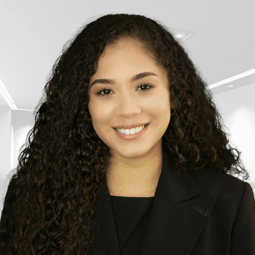 Victoria Martinez Photo